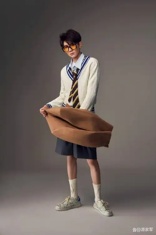 王源名品小腿,遇见今年夏天第一次穿小腿袜,大家喜欢吗?