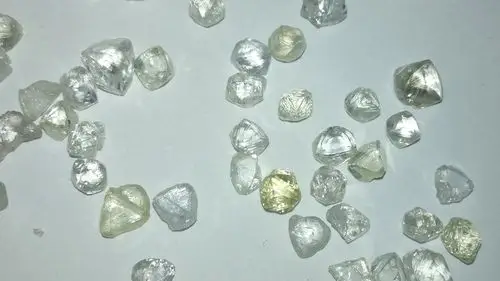 现货供应天然金刚石白色钻石原石5-70分宝石级白色钻石毛胚原料