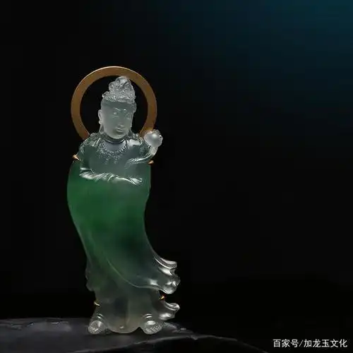 加龙翡翠作品——《站观音》鉴赏