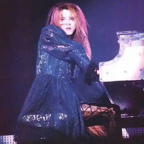 世界上存在动漫伪娘般完美的「身体」吗?