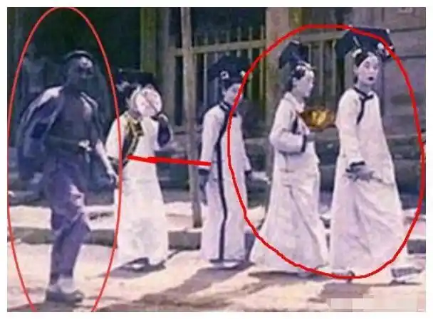 全球未解之谜,神秘"灵异"照片,胆子大的可以看看|故宫|某处|羊癫疯