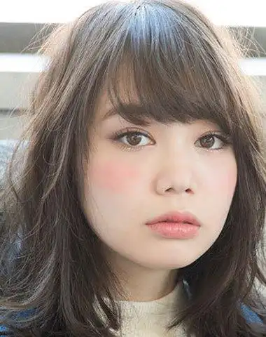 发型脸型 大脸 >> 女生阳光向上齐肩短发发型 大脸齐肩短发发型(4)