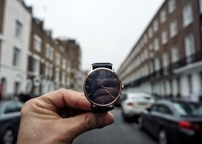 风衣与这些单品搭配才最时髦paulhewitt