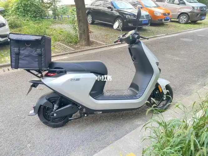 n70c,刚买没几天公里数很低,家里人女生骑的不舒服,所以出了,空车无