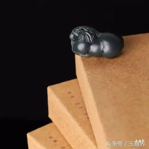 调皮可爱的玉石小动物,玉雕师这一雕活了