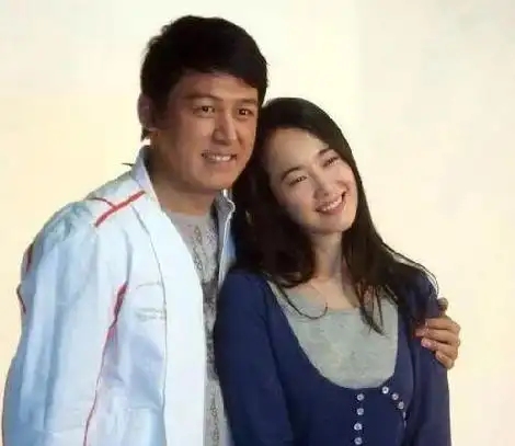 演员左小青,嫁大20岁丈夫,离婚后对爱情失去了热情