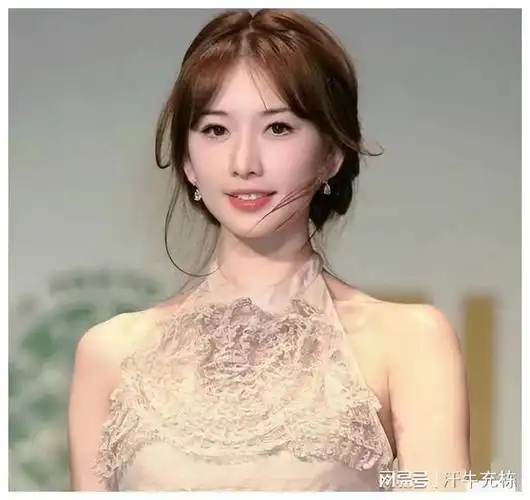 林志玲当妈后变成大号水蜜桃穿纱裙长筒靴49岁魅力不减