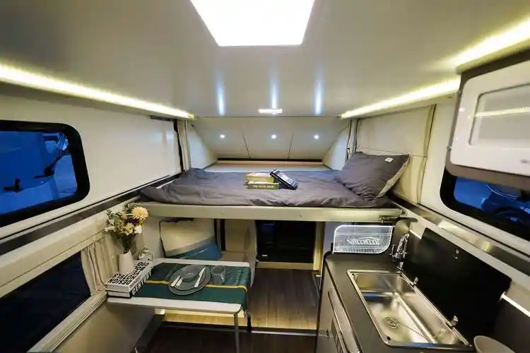 途酷神行太保房车内部图片