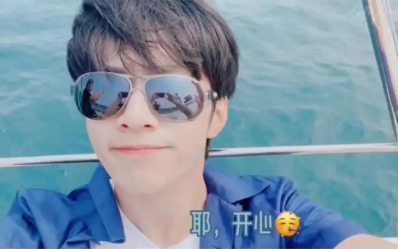 【刘耀文】夏天.海边.你.