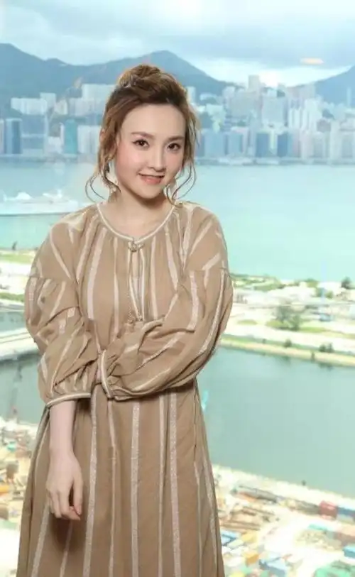 香港90后女歌手凭歌唱比赛一夜成名 入行多年被传遭家暴做小三