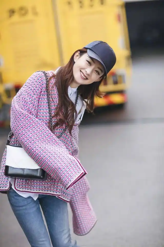 赵丽颖私服穿搭很高级,满满干货,粉丝直呼我也要学这样穿|赵丽颖|牛仔