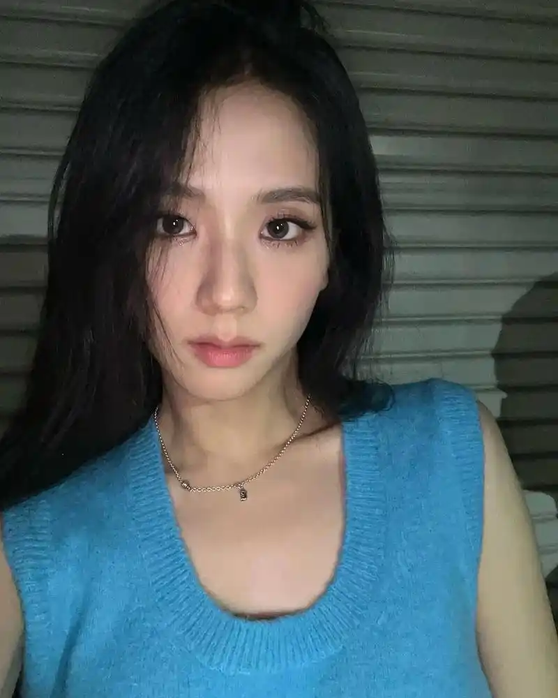 金智秀jisoo #jisoo #分享照片  - 抖音