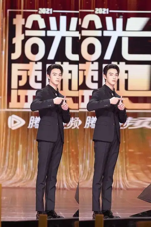 许凯杨幂同框比十八宣传新剧西装配长裙唯美浪漫身高差吸睛