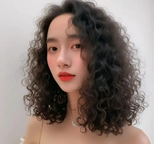 头发细软少就选全头烫,又美又洋气,十分显发量|脸型|发型|烫发|发尾