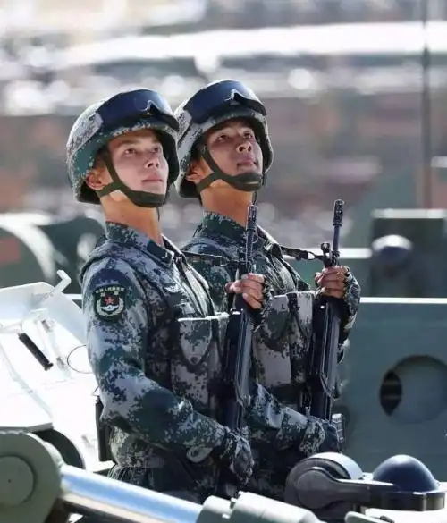 看完这组解放军单兵装备,你想说点什么?