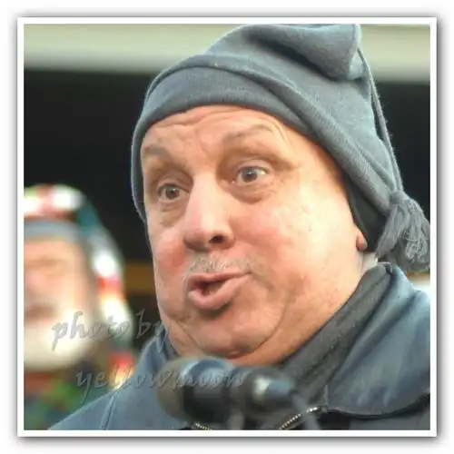 月影. 唱圣诞歌的山姆大叔们 - 黄月亮的博文 - 美国中文网