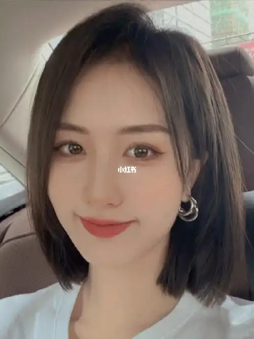 适合圆脸女生免打理短发减龄显瘦