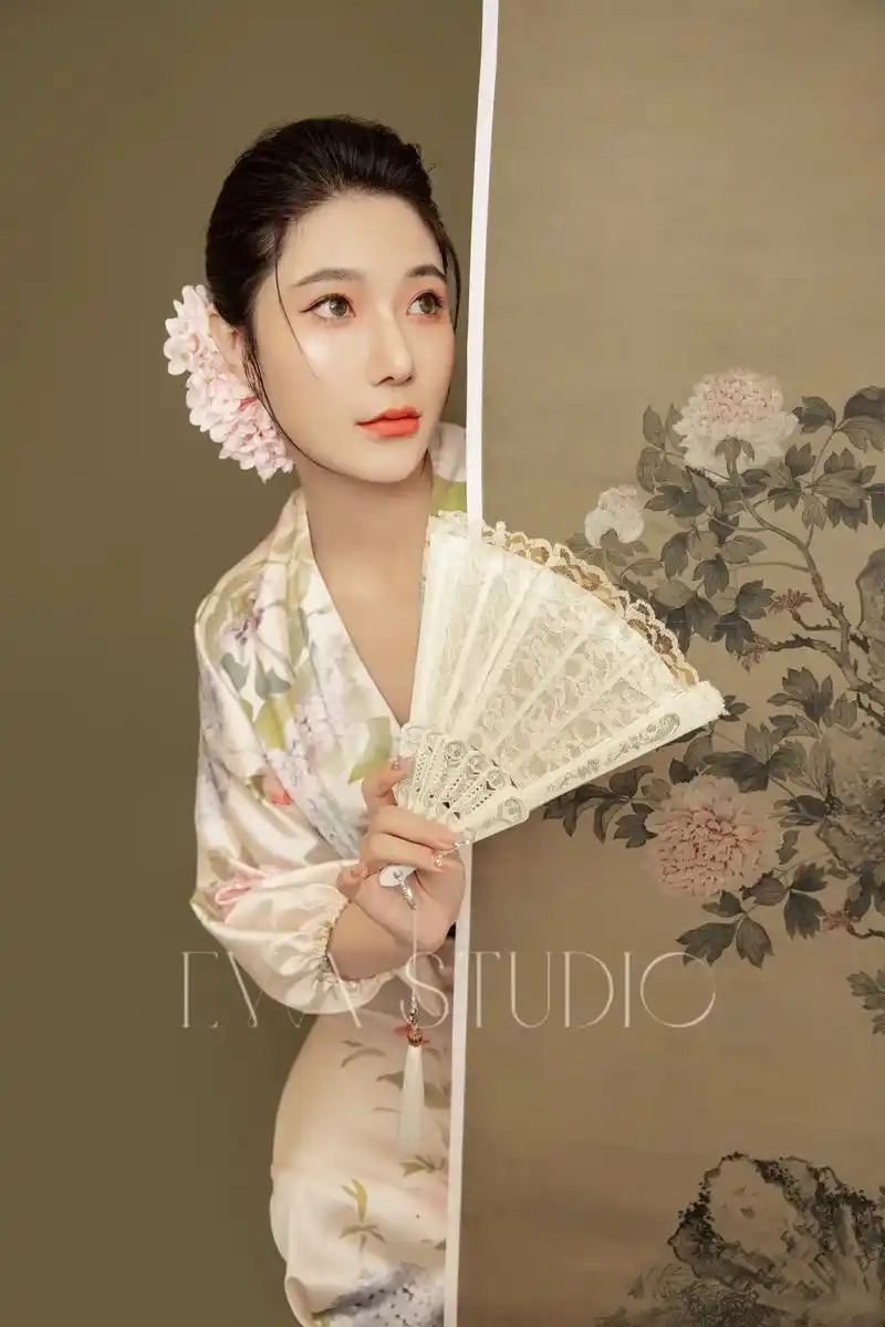 画中的女子～个人写真,客片分享～#个人写真照 #中国风写真  - 抖音