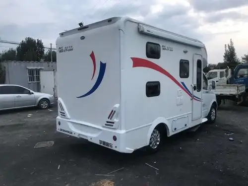 18凯伦宾威大通c型房车