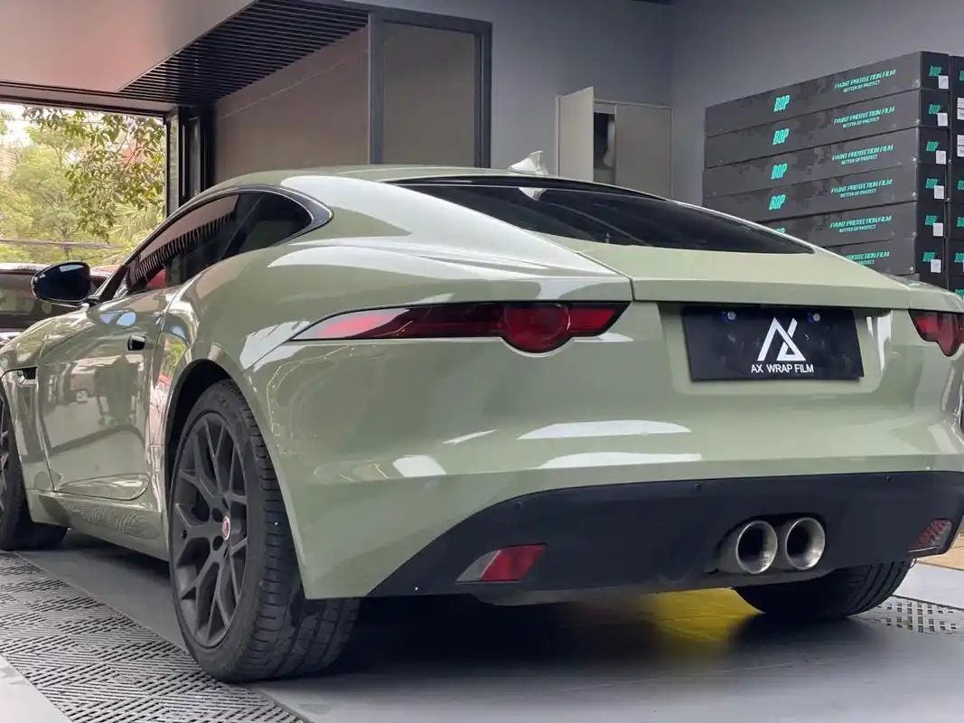 暖冬的错感95高亮卡其绿-捷豹ftype - 作为改色膜界的流量担当99