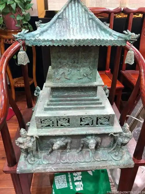 青铜塔
