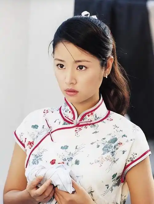 《情深深雨蒙蒙》,生在陆家是好还是不好呢_陆依萍_父亲_时候