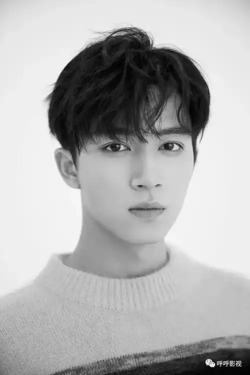 王星越,00后真帅哥,星途无限