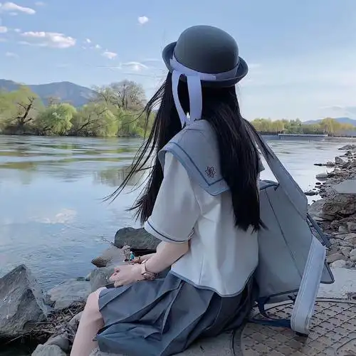 校服女生头像 学生唯美头像插图3