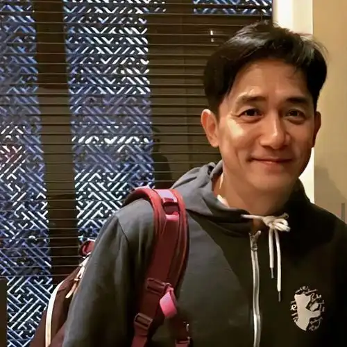 自修梁朝伟头像