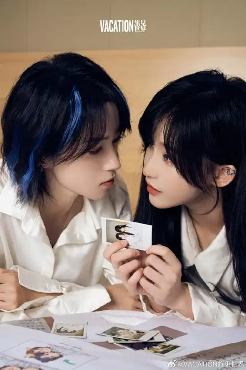 vacation蒋芸王晓佳双人首封