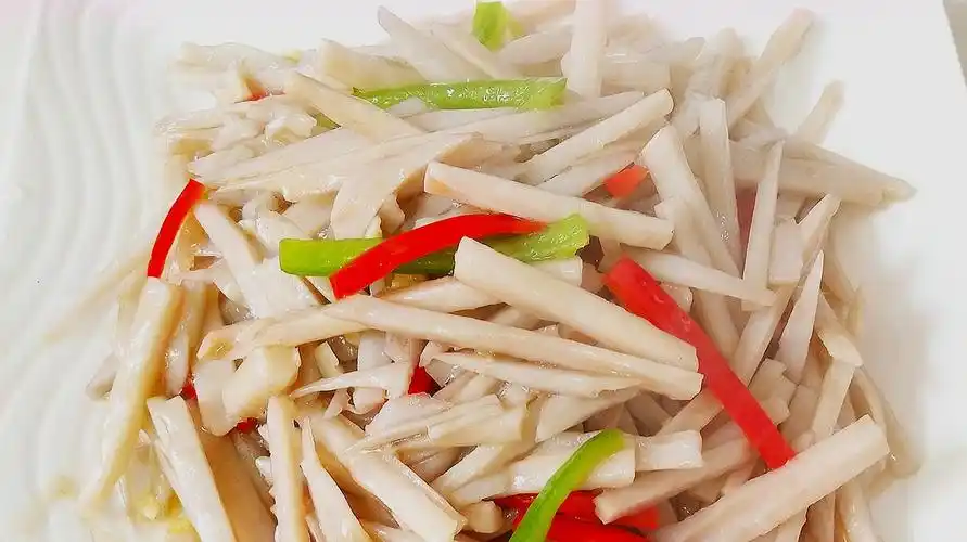 脆嫩清甜巨下饭,鲜嫩可口,做法简单,老少皆宜|藕丝|小炒|莲藕_新浪