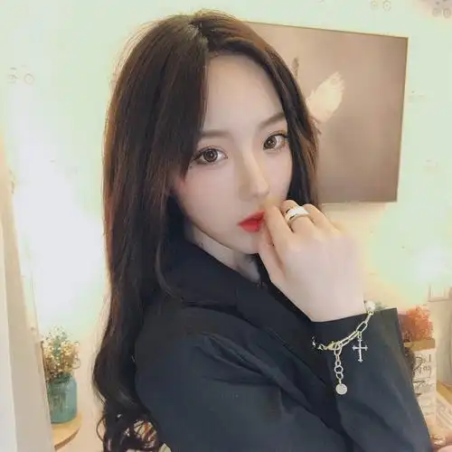 坚强盛开的曼珠沙华永远奔跑的姜允儿