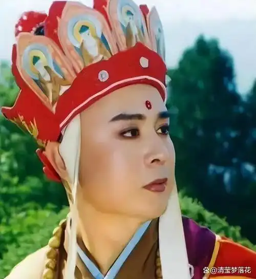 唐僧挣钱也难62岁徐少华不惧条件简陋卖力演唱成名作品