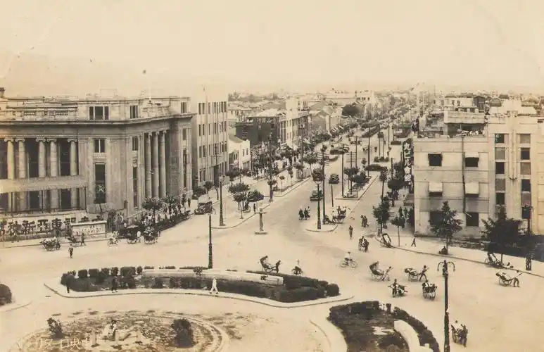 中华第一商圈南京新街口的地标变迁