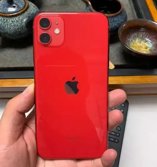 iphone11图片背面,苹果11手机背面高清全屏图片-图片大观-奇异网
