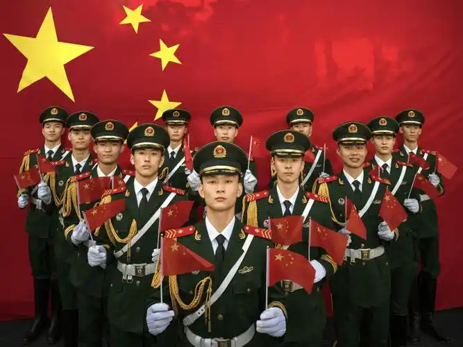 与国旗这样合影,太酷了!