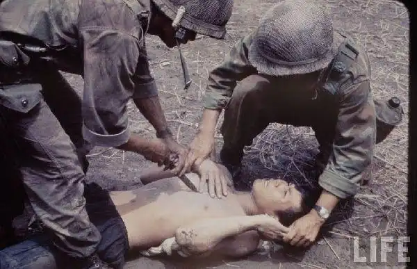 美国记者曝光1962年拍摄的越战照片
