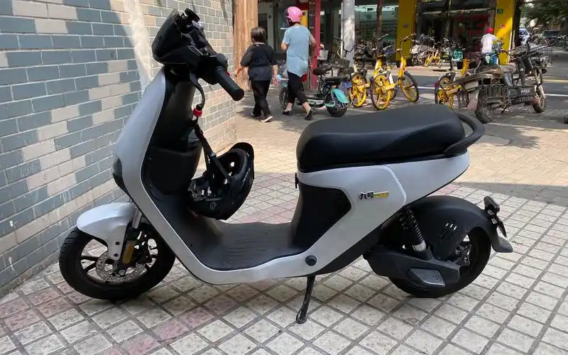 九号c90 (c2021)对比 b110p-eel照烧鳗鱼-电动车-哔哩哔哩视频