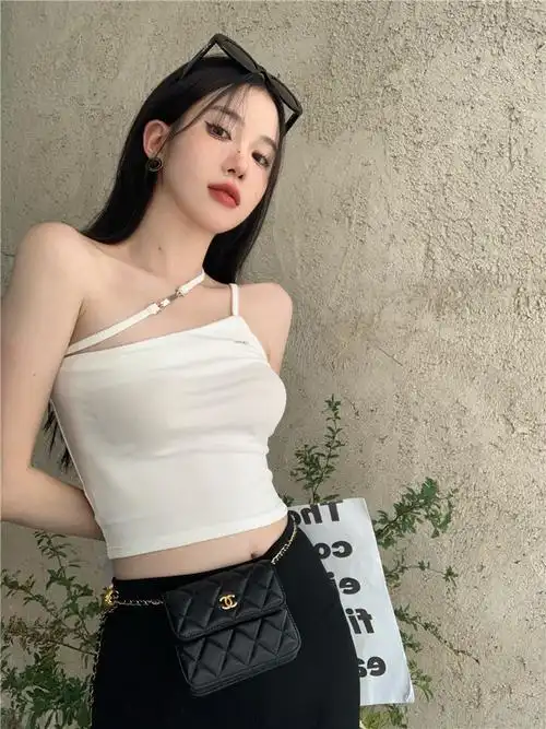 小吊带外穿欲白色斜肩吊带小背心女款夏外穿短款抹胸美背内搭辣妹无袖