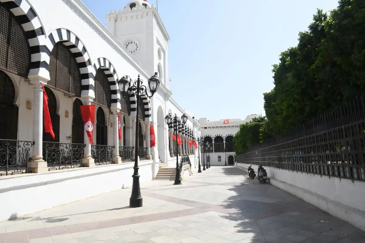 突尼斯首都街头