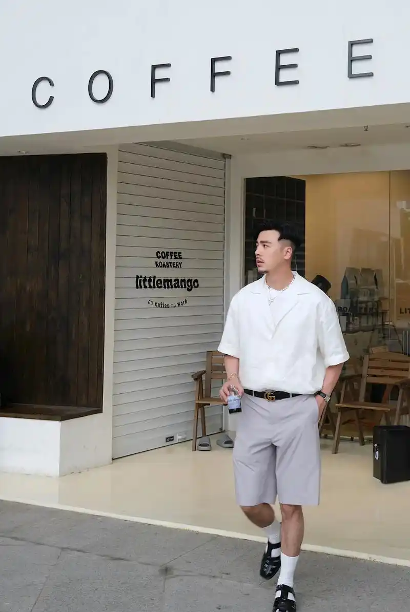 夏日男友风7215白衬衫叠穿style. 周末日常 寻一家咖啡 - 抖音