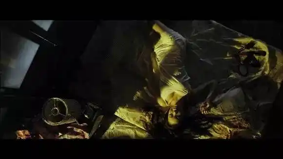 《奇幻夜》上次王妃给大家介绍了《枕妖》,继续《黑伞》