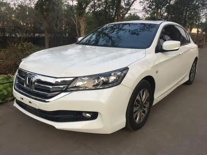 2016年本田雅阁2.0at九代 白色【寄卖】【可按揭】【高价收购】