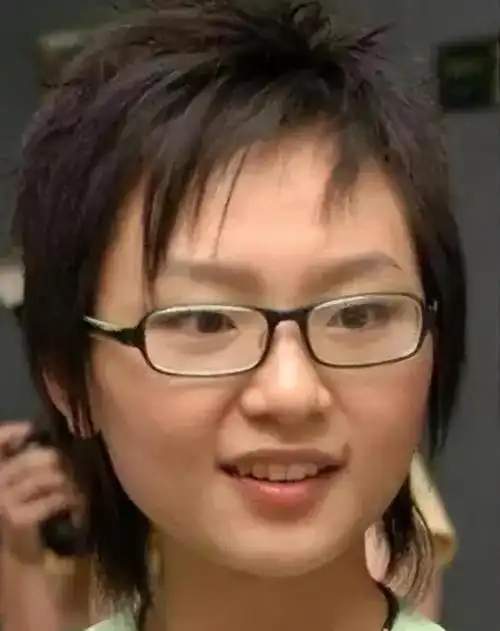 回顾周笔畅三段感情都失败38岁仍未婚喜欢享受独处的时光