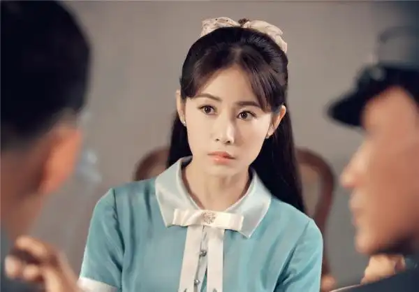 情感剧《红》拍摄已接近尾声,并于今日正式宣告演员李芯逸戏份杀青