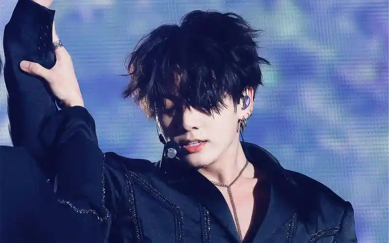 ptd演唱会black swan导唱部分竟然能做到一模一样