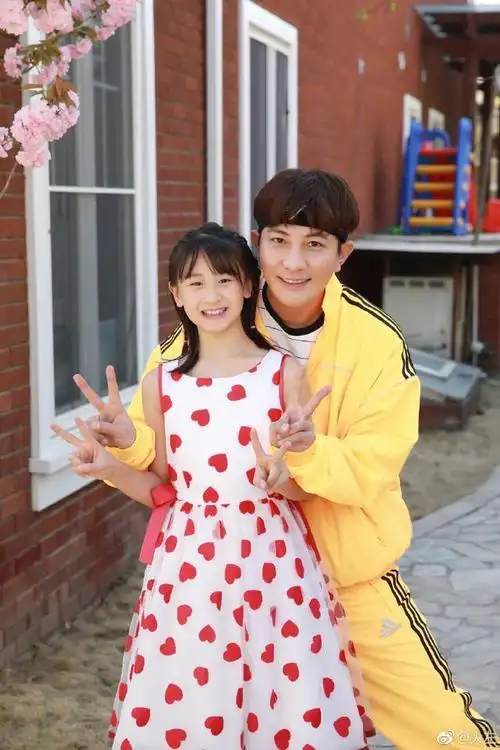 天天森碟活生生的一部偶像剧男女主拿错剧本系列但真的好甜