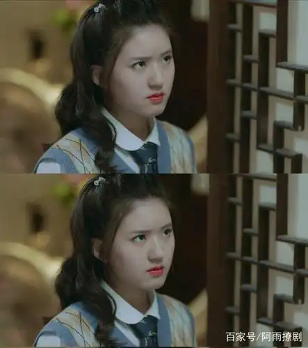 《青囊传》赵露思,营业当中的叶云裳嘟嘟脸少女颜,太可爱了吧