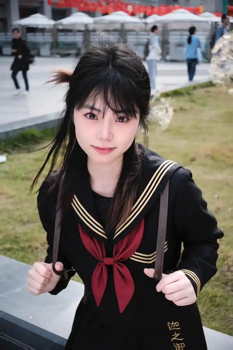 老天你是不是搞错了,我不应该是可爱又活泼的日本女高中生