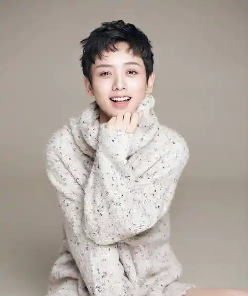 李晓峰:刘恺威现任女友,杨幂"闺蜜"_网友_评论_关系